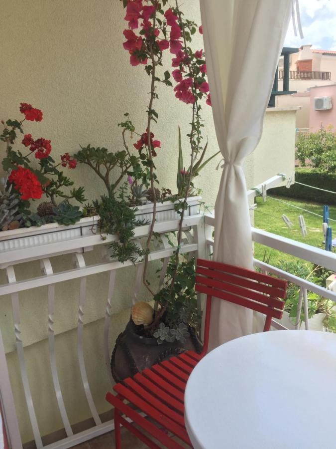 Апартаменты Vintage House For Rent 60M From Sea Башка-Вода Экстерьер фото