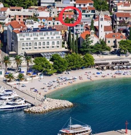 Апартаменты Vintage House For Rent 60M From Sea Башка-Вода Экстерьер фото
